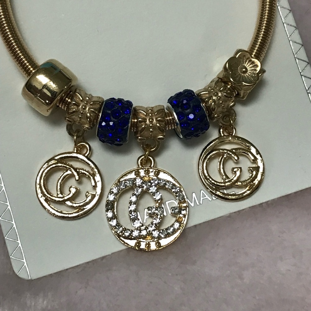 Fashion Jewelry Gold Tone Charms With Pendant Bracelet Elastic Bangle New - Picture 2 of 7